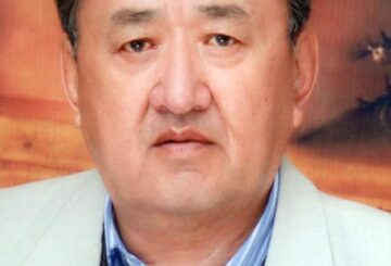 Сыршыл жырдың саңлағы