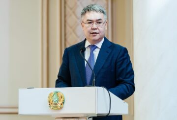 «Жұмысшы мамандығы және Қазақ­стан жазушылары»