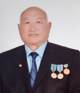 Анасы орыс порносын үйретеді