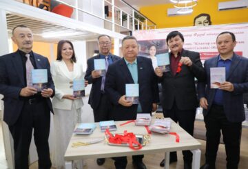 «Кітаптар әлемі» жобасы  аясында жарық көрген қос кітап