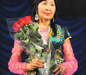 «Гүлсезімнің» авторы