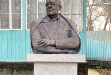 Шолпан-Атада  орнатылған ескерткіш