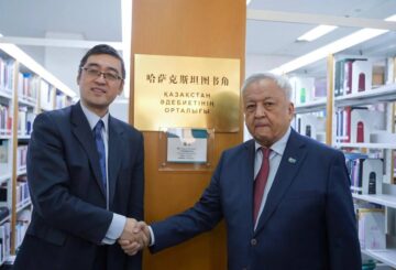 Қазақ қаламгерлері Қытайдың  Ұлттық кітапханасында болды