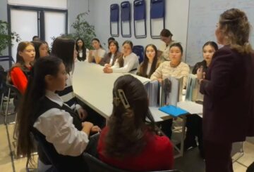 Тектілер ту көтереді