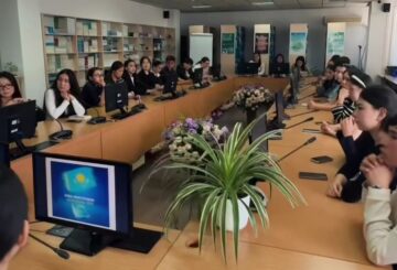 Жетісу университетінде Конституциялық реформаларды түсіндіруге арналған жиын өтті