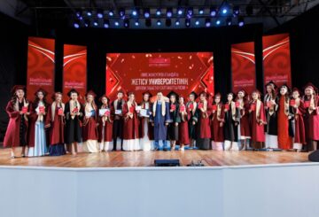 Жаңа өмірге қадам: 2026 түлекке диплом табысталды